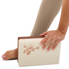 Блок для йоги двокольоровий Bloom Yoga Brick 230x150 мм, коричневий-білий, код: LB7041-S52