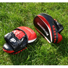 Лапи боксерські PowerPlay PU пара, 230х190х60 мм, чорний-червоний, код: PP_3050_Red