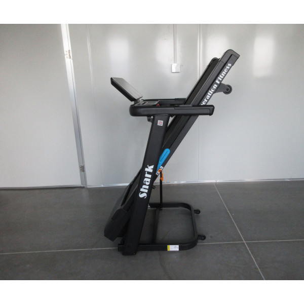 Бігова доріжка Generation Fitness Shark iConsole, код: 522801-AX